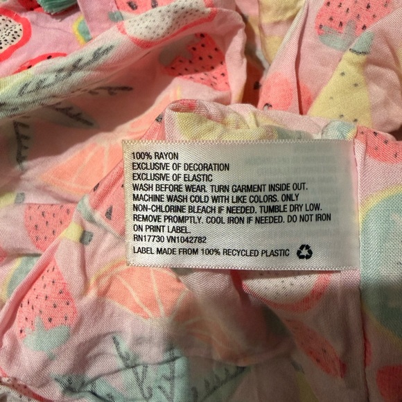 Girl's Cat & Jack Colorful Kids Fruit Print Top - Picture 3 of 4